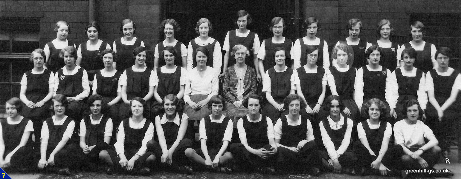 1930 Girls Class (1)