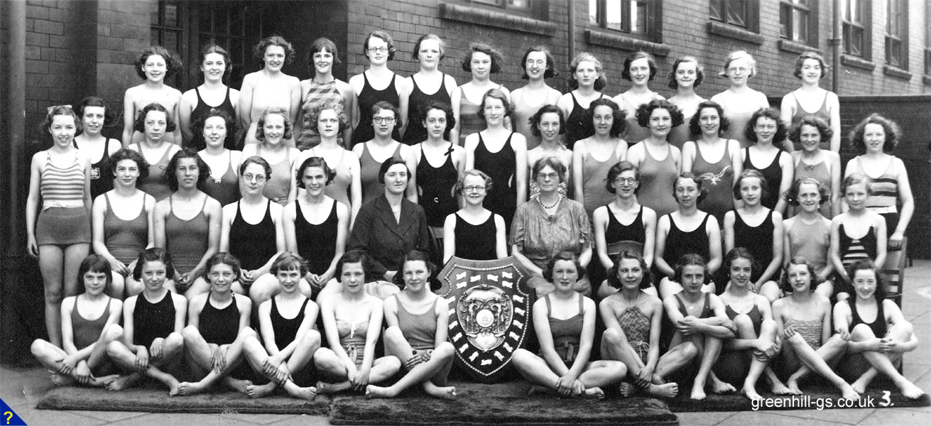 1939 Girls Swimming Squad